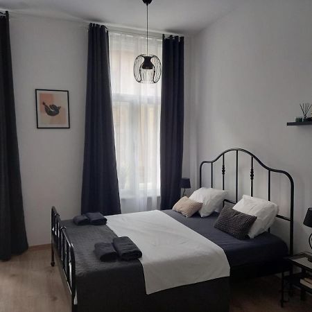 Black Queen & Countess Nera Zagreb Extérieur photo